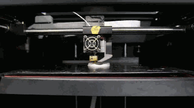 3D打印過程中，設備突然停止擠出耗材是什么原因？應該怎么解決？